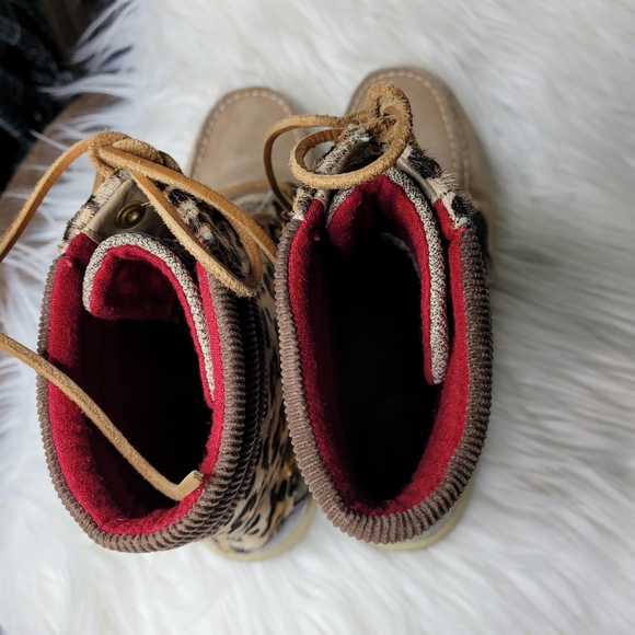 Sperry top- spider high tops - Picture 3 of 9